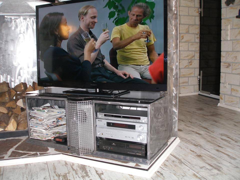 Fernsehunterschrank Fernsehunterschrank