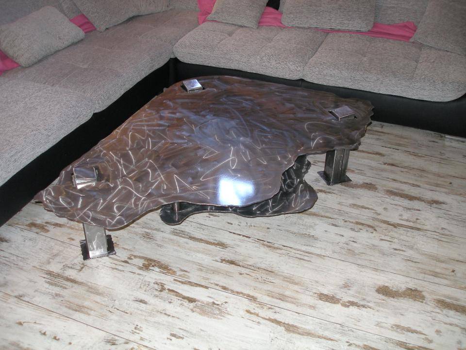 Wohnzimmertisch